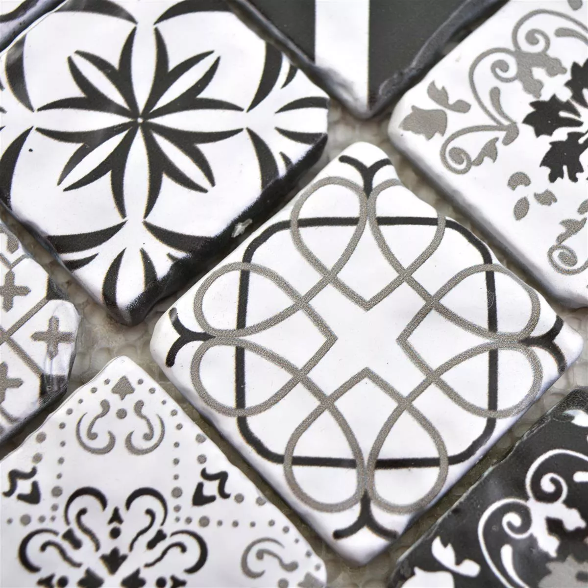 Padrão de Mosaico De Vidro Azulejos Starlite Retro Preto Branco 