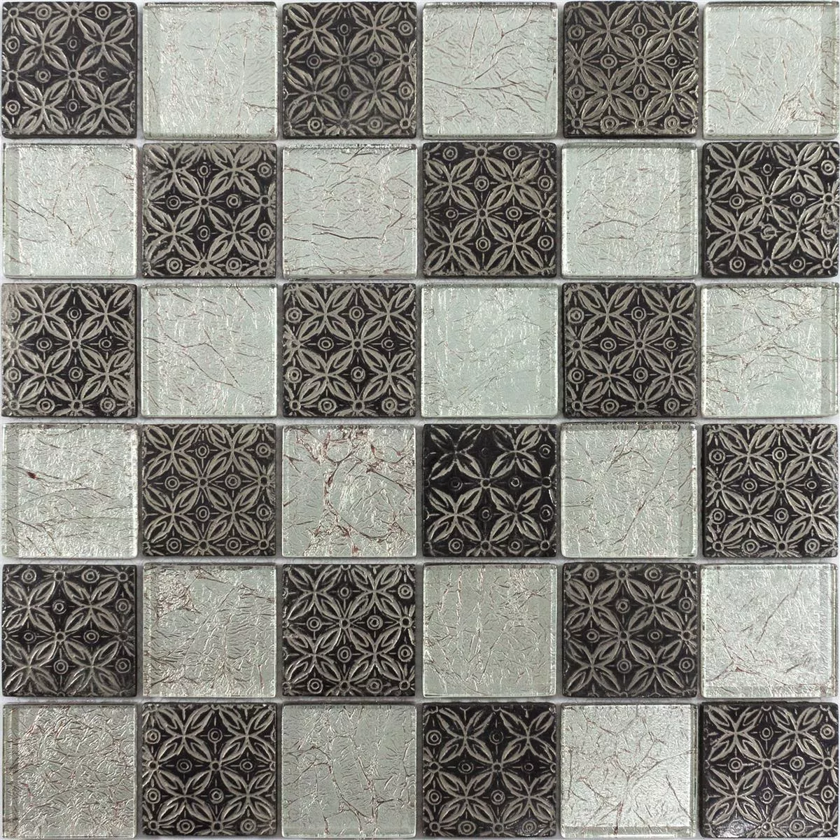 Padrão de Mosaico De Vidro Azulejos Bayford Ornamento Prata Preto